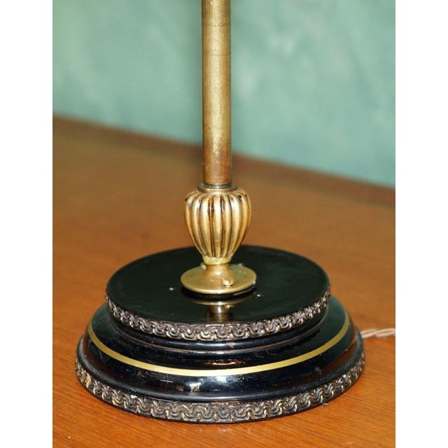 Antique Victorian Oil Lamp in Gilt Brass, 1880 For Sale - Image 9 of 10