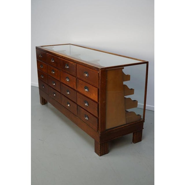 English Beech and Glass Shop Counter Cabinet, 1920s For Sale - Image 10 of 18