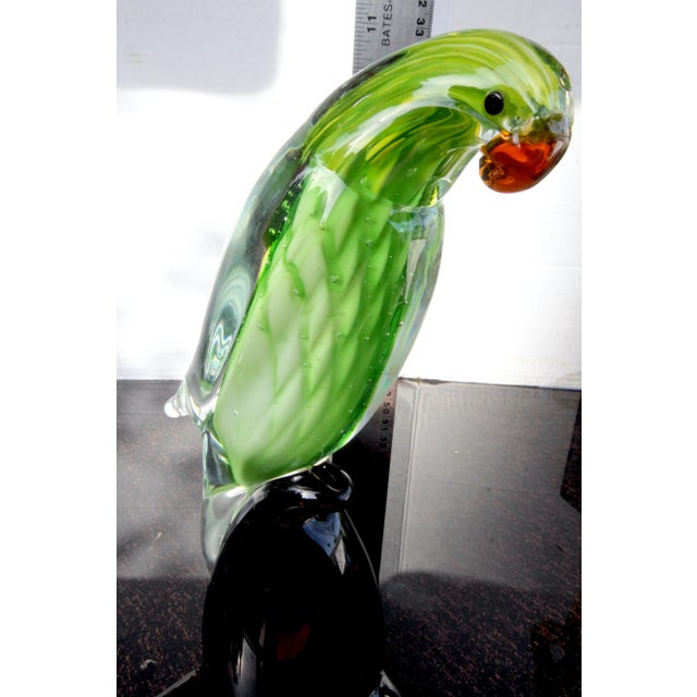 1970s Vintage Dynasty Gallery Murano-Style Cased Glass Parrot For Sale In San Diego - Image 6 of 15