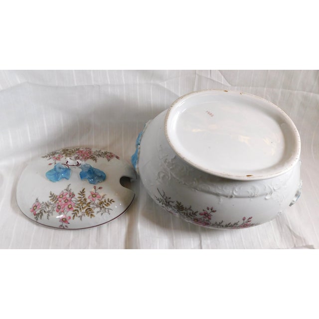 Large 1940s Unmarked Covered Serving Dish With Lid For Sale - Image 10 of 10