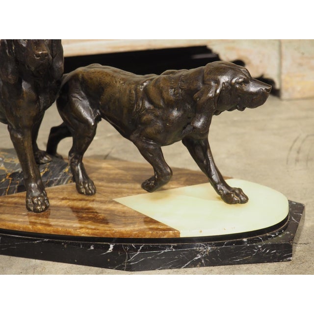 A French 1930s Hunting Dog Group on Marble Base For Sale In Dallas - Image 6 of 18