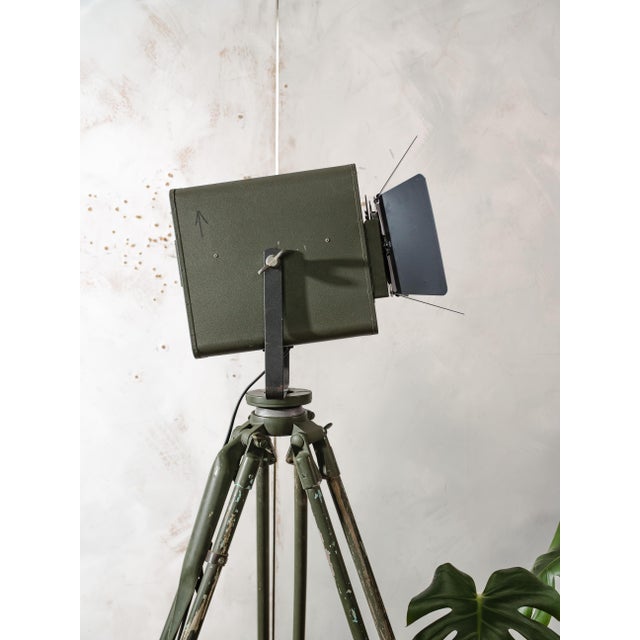 Green Fresnel Theatre Spotlight Floor Lamp from Strand Electric, England, 1960s For Sale - Image 13 of 14