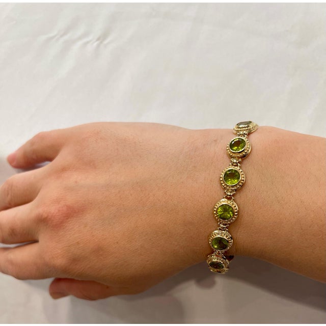 Green 16 Carat Genuine Natural Peridot Tennis Bracelet 14 Karat Yellow Gold 16 Gram For Sale - Image 8 of 18