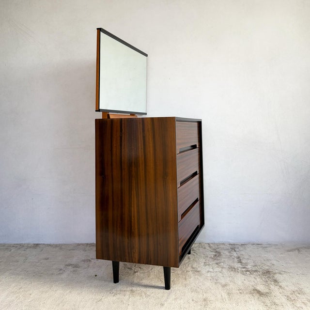 Walnut C Range Chest of Drawers with Mirror by John & Sylvia Reid for Stag, 1950s For Sale - Image 4 of 12