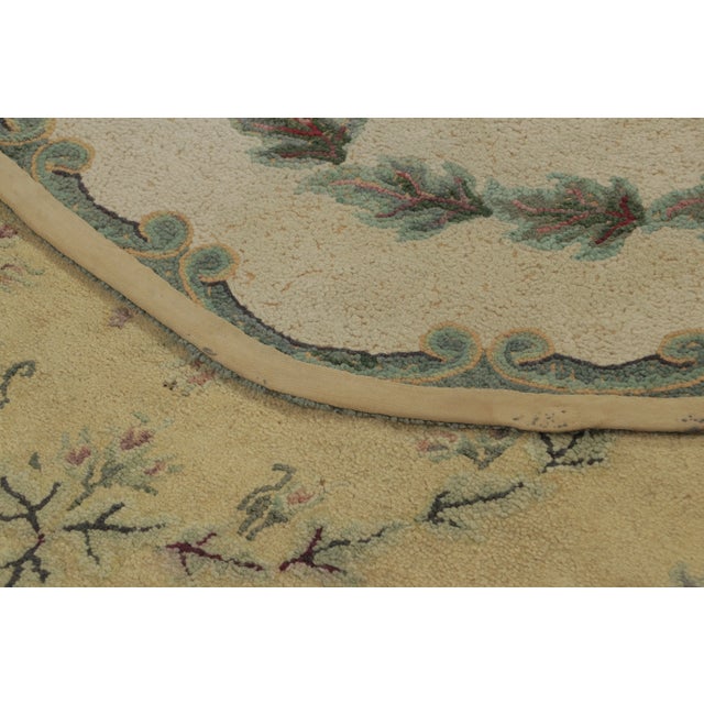 1920s Antique Oval Hooked Rug With Soft Hued Floral Medallion & Wreath - Rug & Kilim For Sale - Image 5 of 7