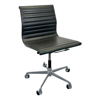 EA117 Office Chair by Charles & Ray Eames for Herman Miller, 1980s For Sale