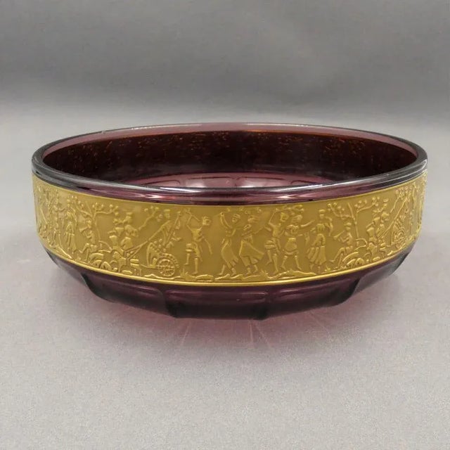 Art Nouveau Crystal Volkette Bowl with Gold Relief from Moser, in Very Good conditions. Designed 1890 to 1919 I have...