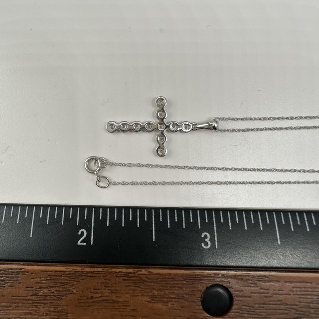 Early 21st Century Diamond Cross Necklace in 14kt White Gold – 0.07ctw, 18in, New For Sale - Image 5 of 5