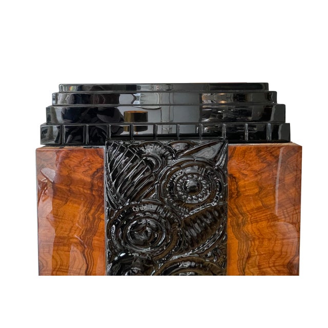 French Art Deco Cabinet in Walnut with Black Lacquer, 1920s For Sale - Image 14 of 18