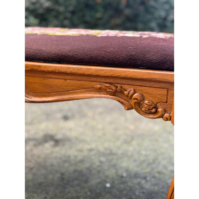 French Vintage French Louis XV Carved Wood Bench For Sale - Image 3 of 10