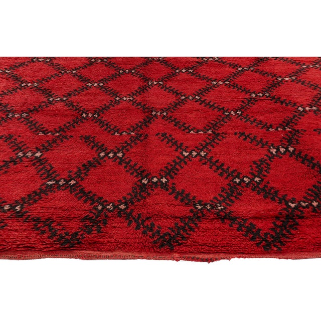 Berber Tribes of Morocco Vintage Red Beni Mrirt Moroccan Rug - 05'06 X 09'11 For Sale - Image 4 of 9