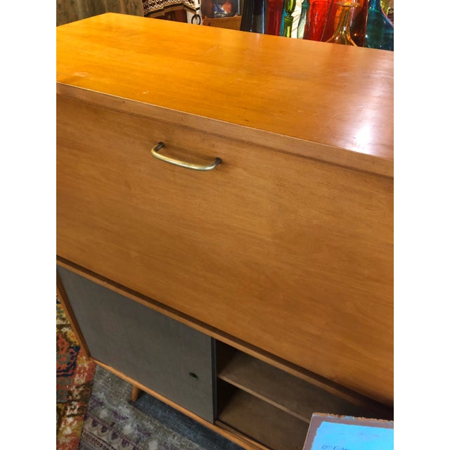 Paul McCobb Mid-Century Modern Drop-Front Desk For Sale - Image 10 of 13