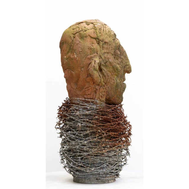 Óscar Aldonza Torres, Testa 14, 2019, Stoneware Fired in Reduction with Embedded Barbed Wire For Sale - Image 8 of 15