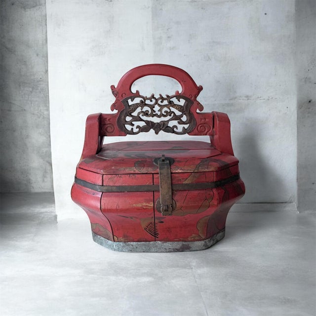 19th Century Antique Chinese Red Wooden Wedding Bridal Box For Sale - Image 5 of 13