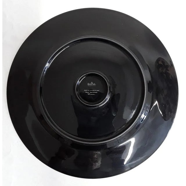 Vintage Serving Plate in Porcelain Noire with Gold-Colored Decor attributed to Tapio Workkala for Rosenthal Studio Line For Sale - Image 3 of 5