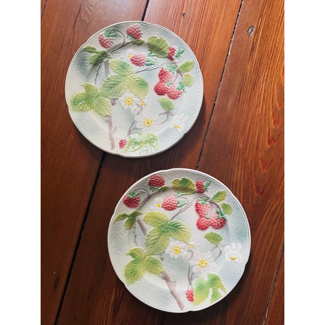 Mid 20th Century Vintage St Clément French Majolica Ceramic Raspberries Plates- A Pair. For Sale - Image 5 of 6