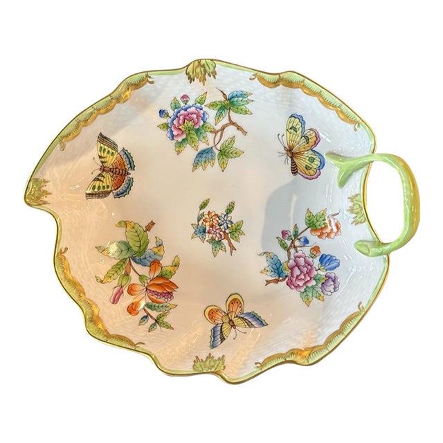 1980s Herend Leaf Form Dish With Hand-Painted Floral Decoration For Sale