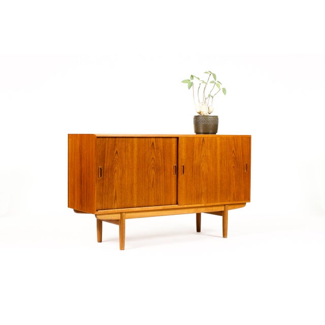 #2103 — Danish Modern / Mid Century Teak Credenza / Sideboard— Borge Mogensen for Søborg — Sliding Doors Great specimen...