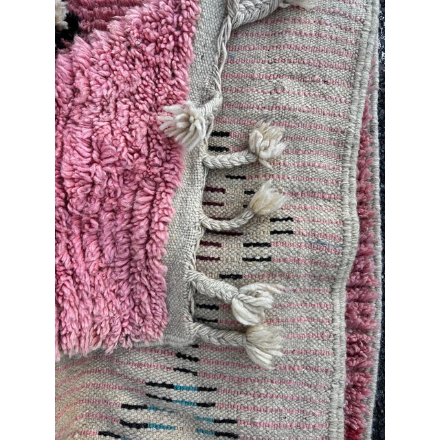 Moroccan Boujad Runner Rug, 1990 For Sale - Image 11 of 12