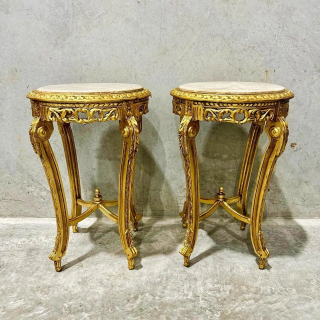 2020s French Style Nesting Side Tables – Set of 2 With Beige Finish, Marble Tops & Gold Leaf Details For Sale - Image 5 of 6