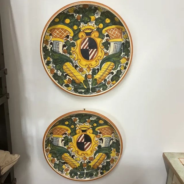 1990s Italian Hand-Painted Ceramic Platter - Coat of Arms II For Sale - Image 9 of 10