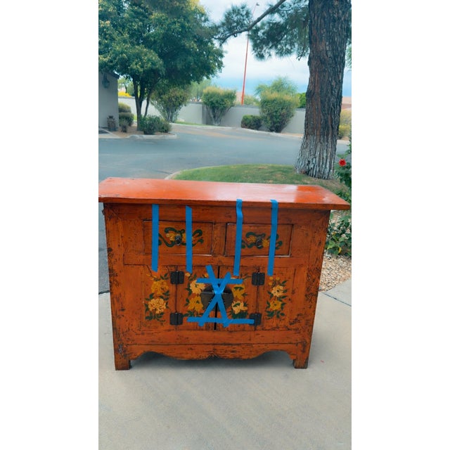 19th Century Chinese Qing Dynasty Lacquered Cabinet With Elm Wood Accents For Sale - Image 4 of 4