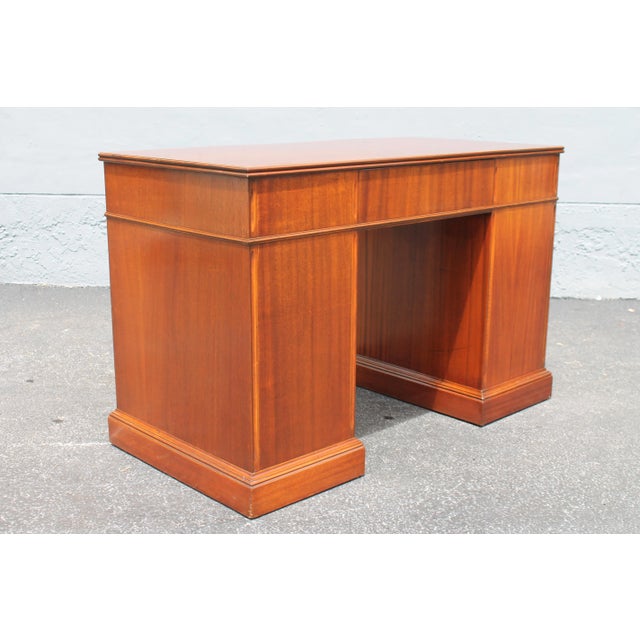 Brown C1940's Traditional Style 9 Drawer Mahogany Writing Desk For Sale - Image 8 of 11