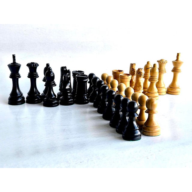 1950s Wood House of Staunton Chess Set, 33 Pieces For Sale - Image 15 of 17