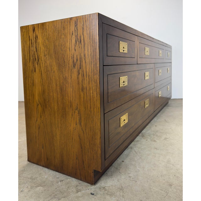 Brown Henredon Scene One Campaign Style 7-Drawer Long Dresser in Oak & Brass For Sale - Image 8 of 12