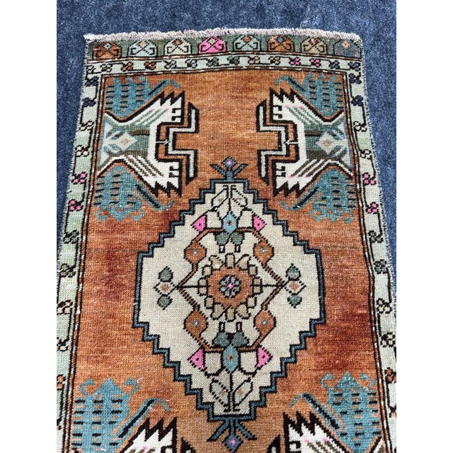 Turkish Yastik Rug 1'5" x 2'9" For Sale - Image 4 of 5