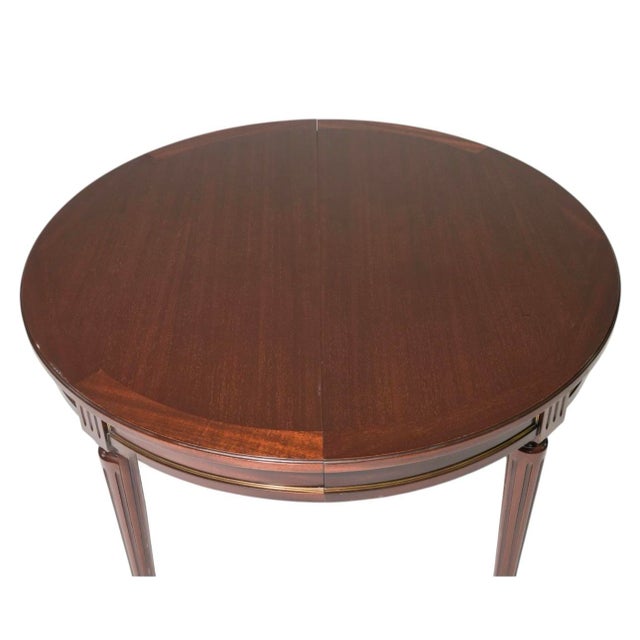1930s French Louis XVI Style Mahogany Extension Dining Table With Two Leaves, C. 1930s For Sale - Image 5 of 5