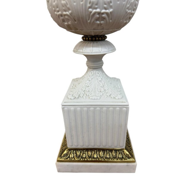 1970s Antique Wedgwood Faux Marble Base Brass Neoclassical Table Lamps - Set of 2 For Sale - Image 5 of 10