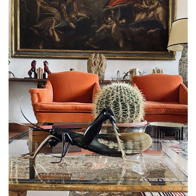 Unique piece. Hand-crafted Grasshopper figure made with natural horn. Rarely seen item. Great hand. France 1960s H 19 cm -...