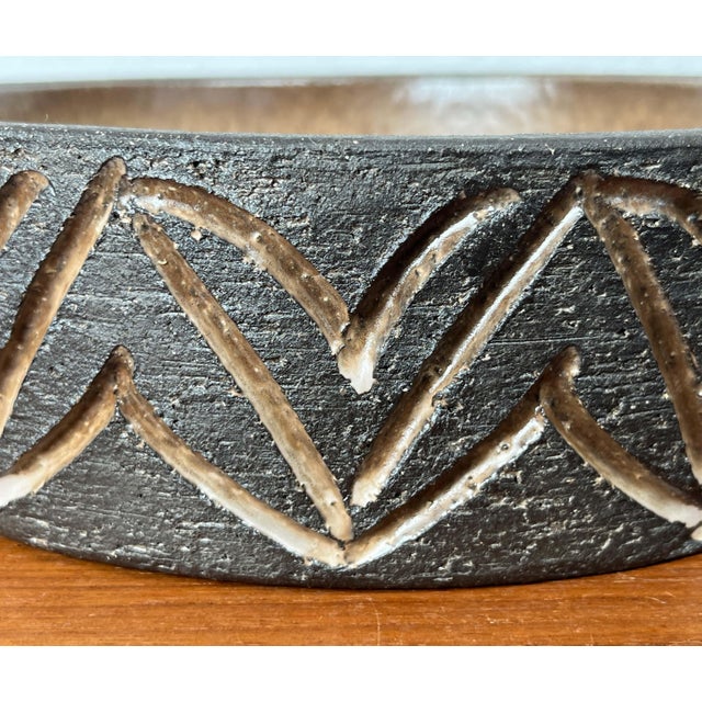 Large Mid-Century Modern Danish Studio Pottery Bowl from Lovemose, 1960s For Sale - Image 14 of 18