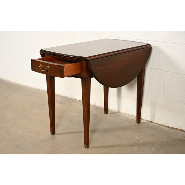 Ethan Allen Georgian Cherry Wood Drop Leaf Pembroke Side Table, Circa 1970s For Sale In South Bend - Image 6 of 16