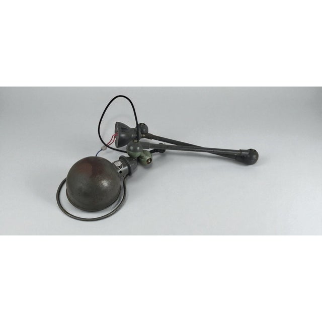 JIELDE Atelier industrial lamp – with 2 articulated arms. Total height approximately 113 cm. In working order. Signs of...