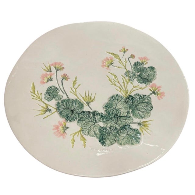 2000 - 2009 Vintage Hand-Painted Botanical Pelargonium 3d Relief Ceramic Platter For Sale - Image 5 of 12