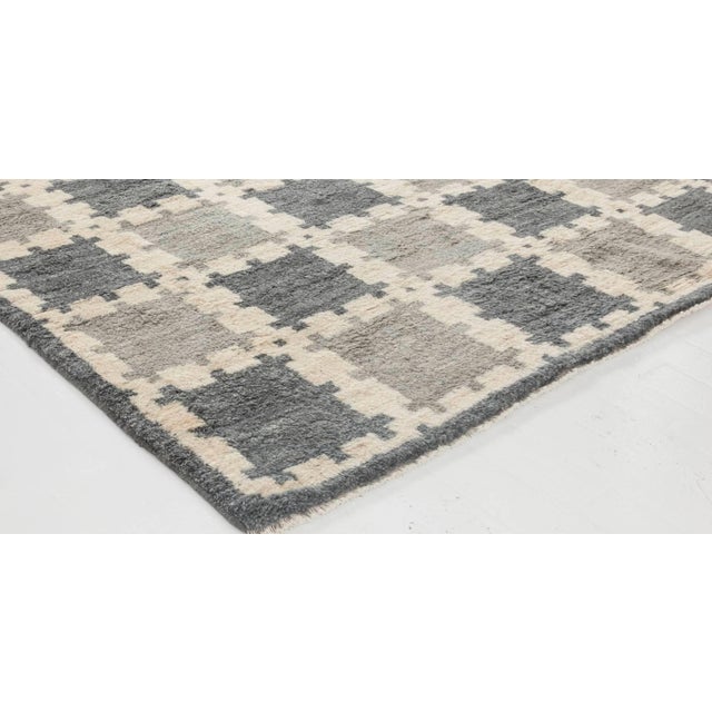 Early 21st Century Modern Scandinavian Geometric Wool Pile Rug by Doris Leslie Blau For Sale - Image 5 of 5