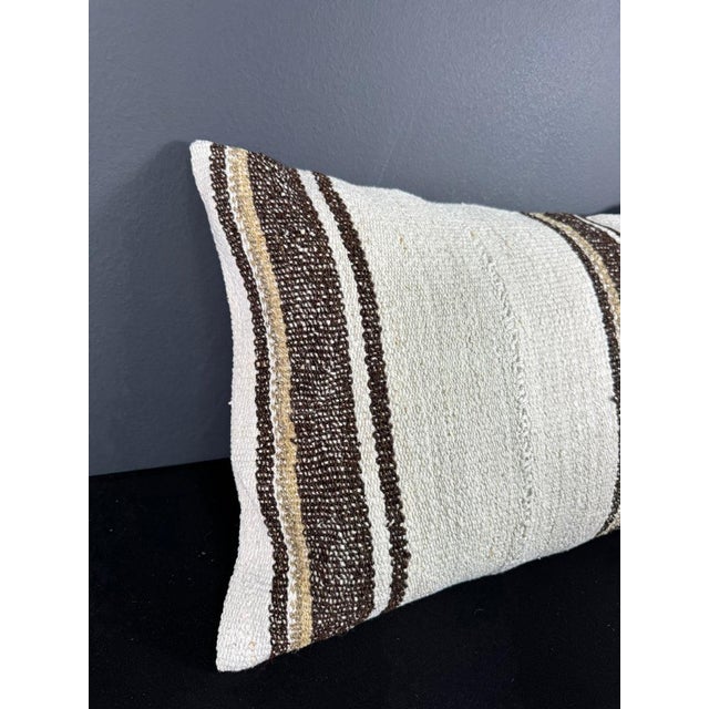 Contemporary Turkish Hemp Pillow Cushion Natural Beige Brown Pillow Cushion Cover 16 "x 24" For Sale - Image 3 of 4
