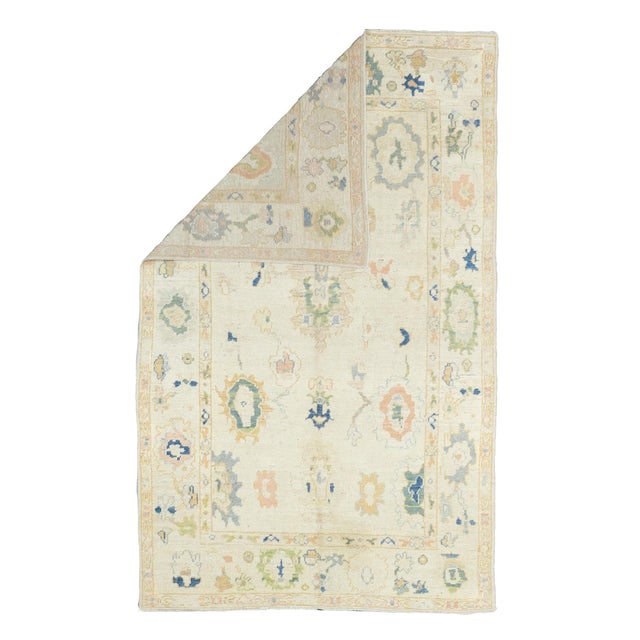 Fine Vintage Moroccan Wool Rug 6'1" x 9’10”. Comprising both the nomadic Berber rugs of the Atlas Mountains, with very...