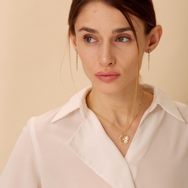 Contemporary Syna Yellow Gold Jardin Flower Pendant with Diamonds For Sale - Image 3 of 4