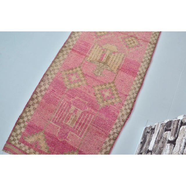 1950s Soft Pink Vintage Runner Rug For Sale - Image 5 of 10