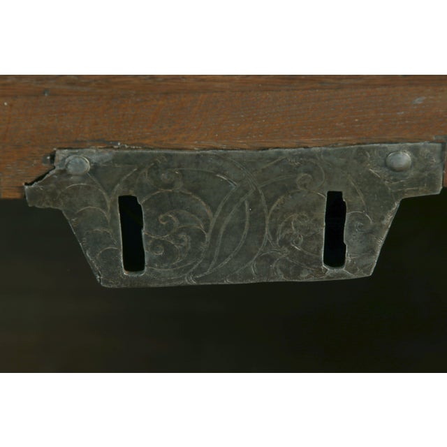 Antique Baroque Chest in Oak, 1637 For Sale - Image 12 of 18