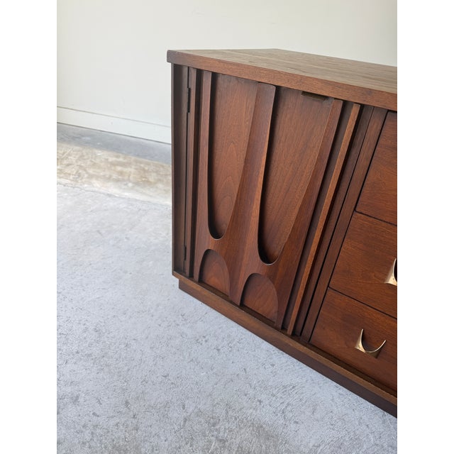 1960s Mid Century Modern Brasilia Server by Broyhill For Sale - Image 5 of 12