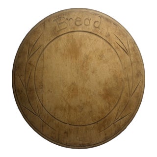 1900s Round Wood English Bread Board With Carving For Sale