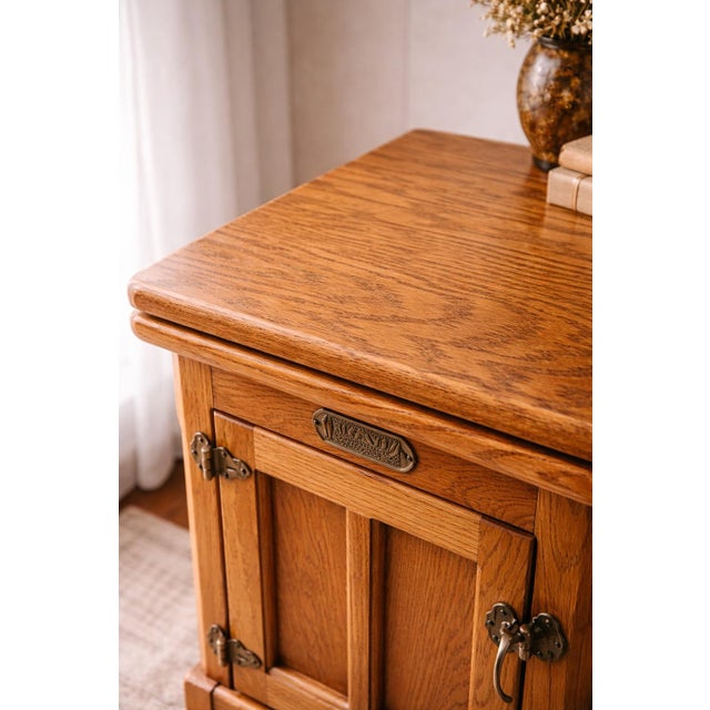Vintage White Cap Swivel-Top Oak Nightstand – Aged Brass Hardware – 22” W For Sale - Image 4 of 7