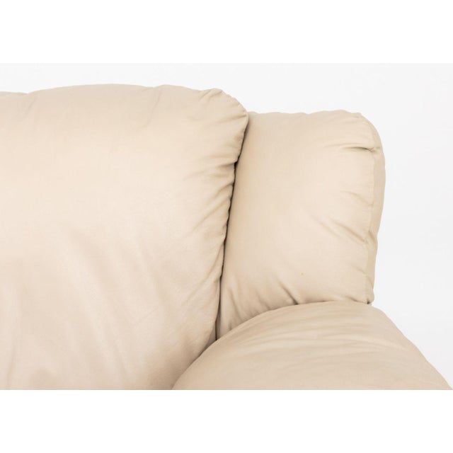 Late 20th Century Modern Beige Leather Upholstered 2-Seat Sofa For Sale - Image 5 of 8