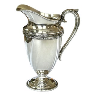 Vintage Wm Rogers & Son Hotel Silver Epns Pitcher in “Exquisite” Pattern For Sale
