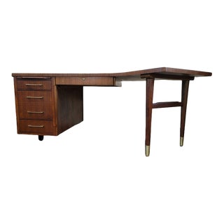 1960sMid-Century Modern Boomerang Atomic Desk High Quality Walnut Danish Modern For Sale