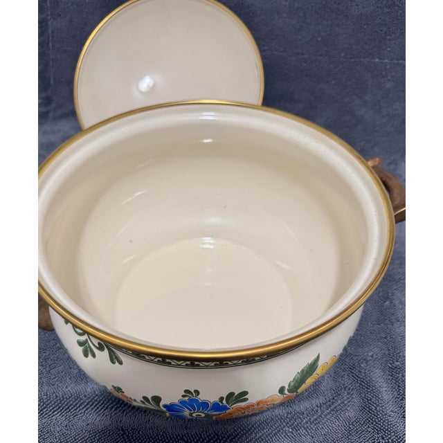 Cream Vintage Asta Enamelware 2 Qt Dutch Oven Old Amsterdam Floral Casserole Pot Lid For Sale - Image 8 of 12